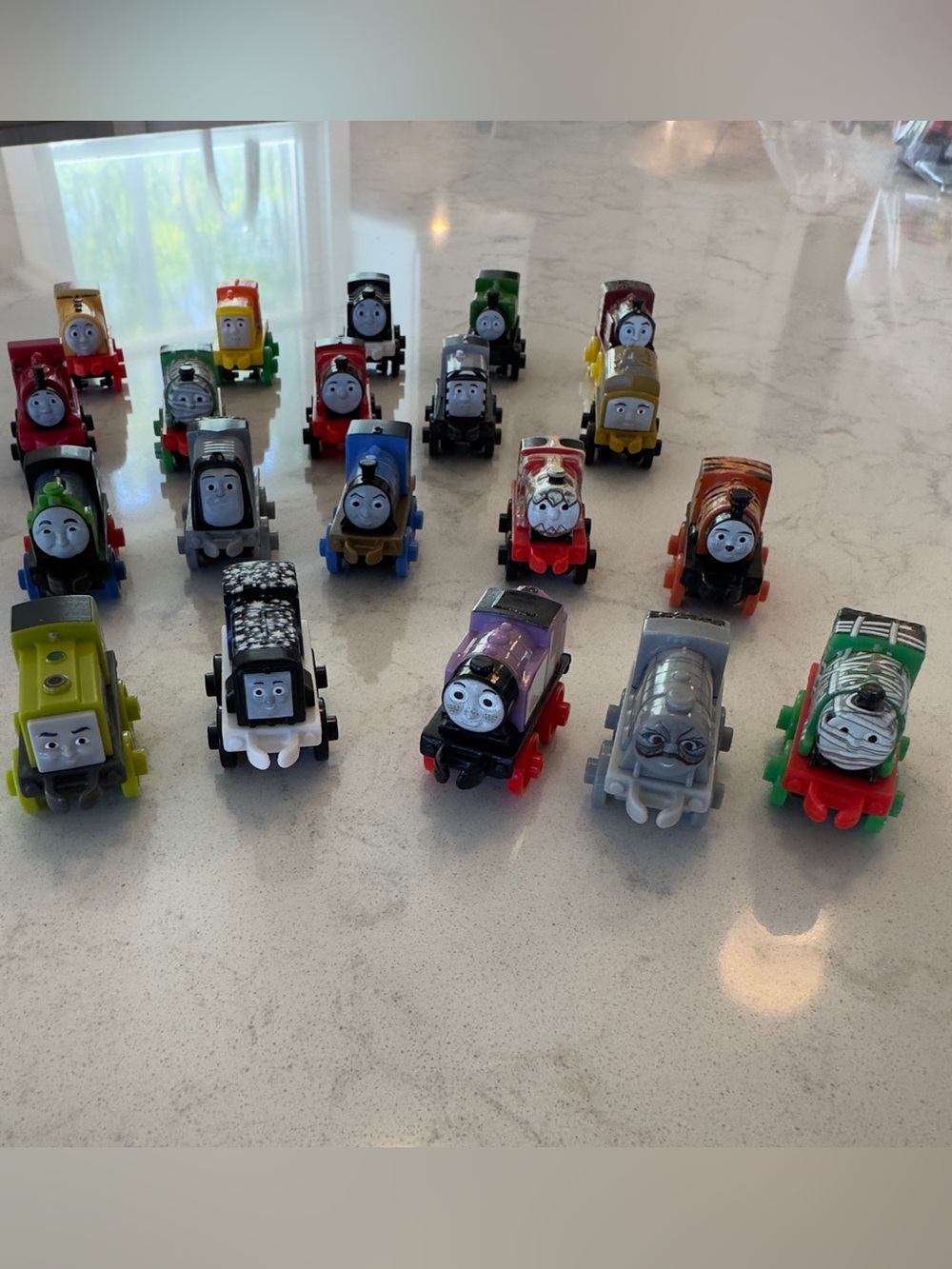 Thomas & Friends Micro Mini Tank Engines - Lot Of 20